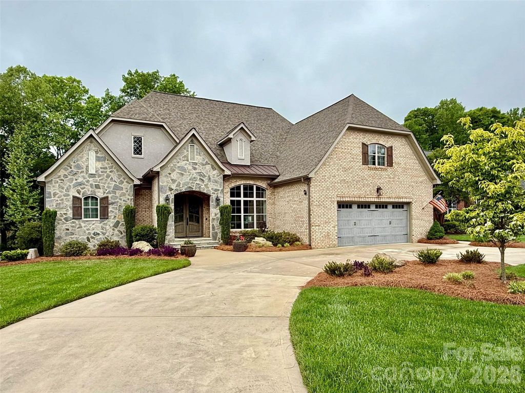 4025 Foxes Trail, Cramerton, NC 28032