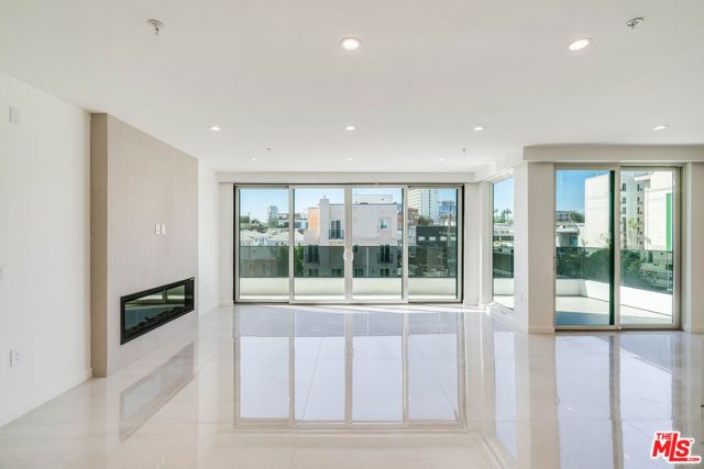 1414 S Beverly Drive 402, Los Angeles, CA 90035