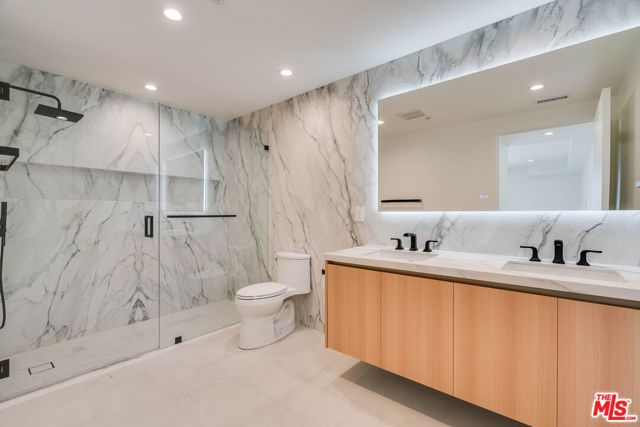 1414 S Beverly Drive 402, Los Angeles, CA 90035