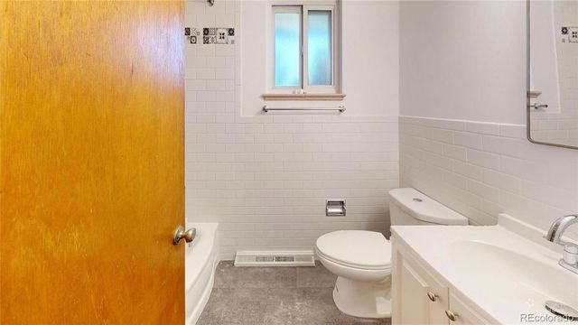 7805 W 41st Avenue 4, Wheat Ridge, CO 80033