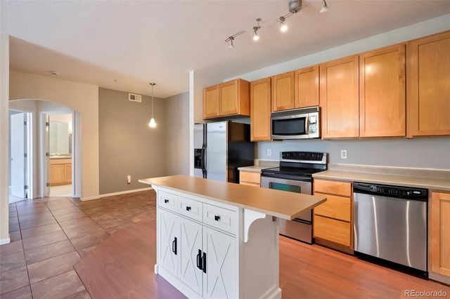 3852 S Dallas Street 8-205, Aurora, CO 80014