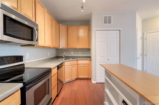 3852 S Dallas Street 8-205, Aurora, CO 80014