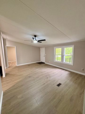 12348 Crouch Road, Walton, KY 41094
