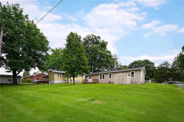 3032 Iowa Street, Leavenworth, KS 66048