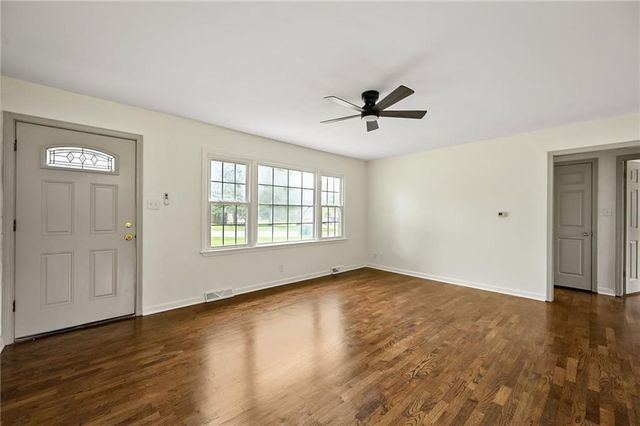 3032 Iowa Street, Leavenworth, KS 66048
