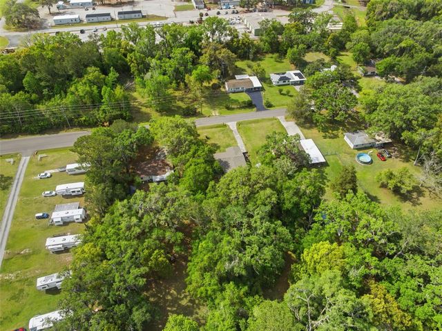 27 CROOM ROAD, Brooksville, FL 34601