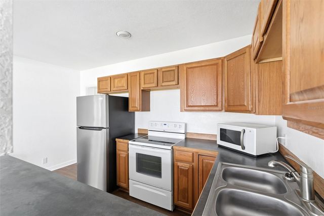 27 CROOM ROAD, Brooksville, FL 34601