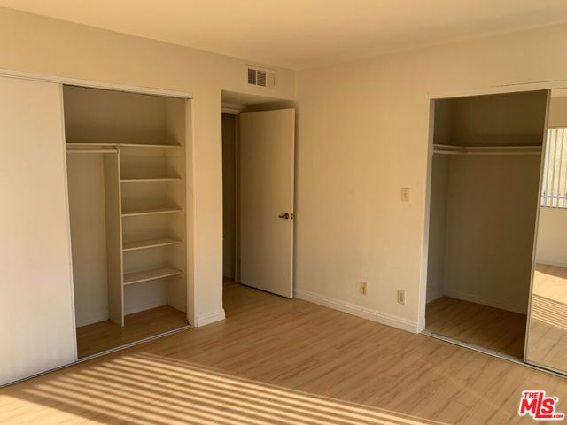 420 S Harvard Boulevard 101, Los Angeles, CA 90020