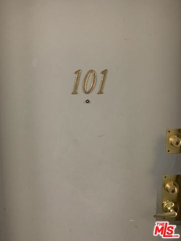 420 S Harvard Boulevard 101, Los Angeles, CA 90020