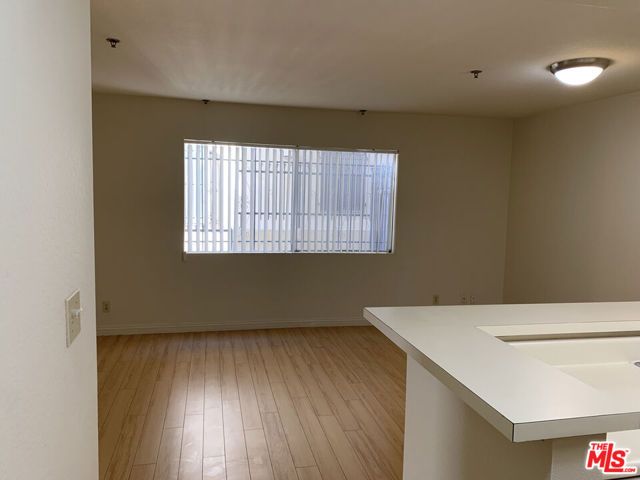 420 S Harvard Boulevard 101, Los Angeles, CA 90020