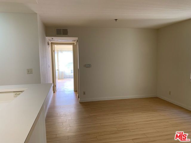 420 S Harvard Boulevard 101, Los Angeles, CA 90020