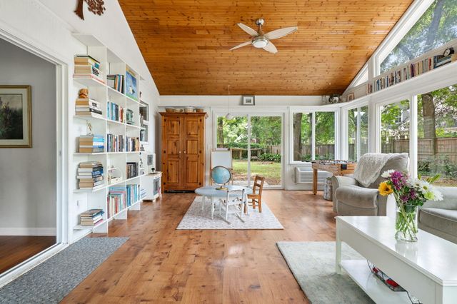 738 Boyce Court, Charleston, SC 29412