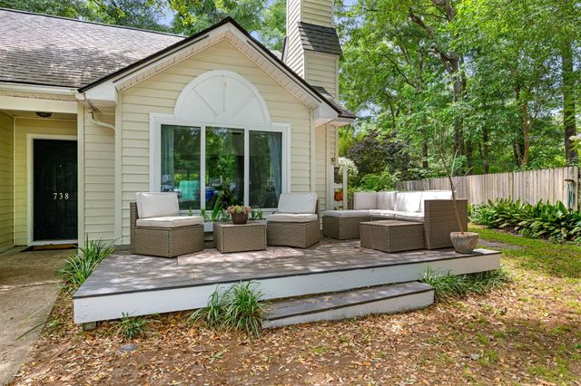 738 Boyce Court, Charleston, SC 29412