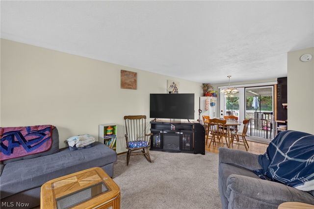 5415 Amherst Drive, Parma, OH 44129