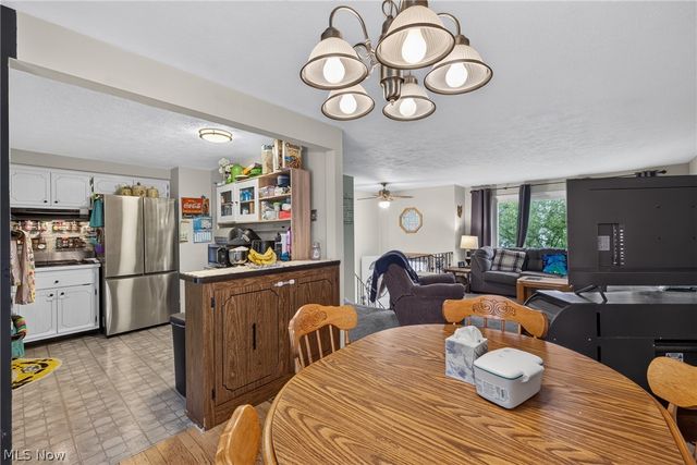 5415 Amherst Drive, Parma, OH 44129