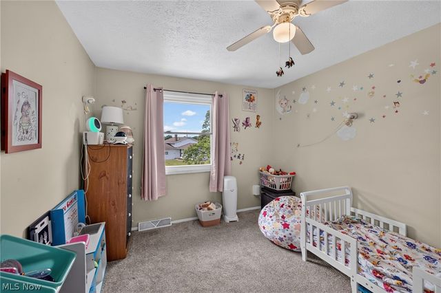 5415 Amherst Drive, Parma, OH 44129