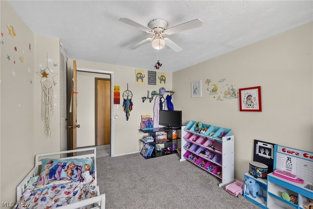 5415 Amherst Drive, Parma, OH 44129