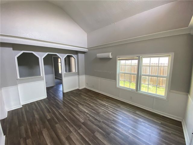 4026 Zapata St, Corpus Christi, TX 78405