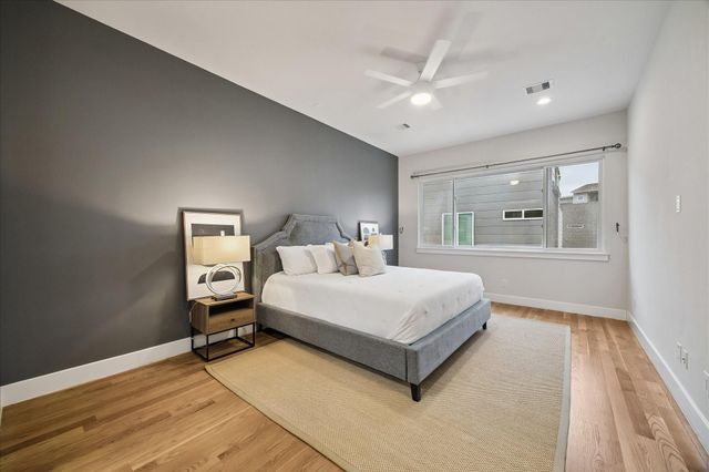 2715 St Emanuel Street, Houston, TX 77004