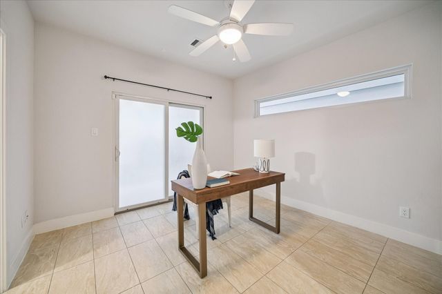 2715 St Emanuel Street, Houston, TX 77004