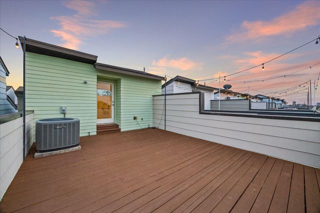 2715 St Emanuel Street, Houston, TX 77004