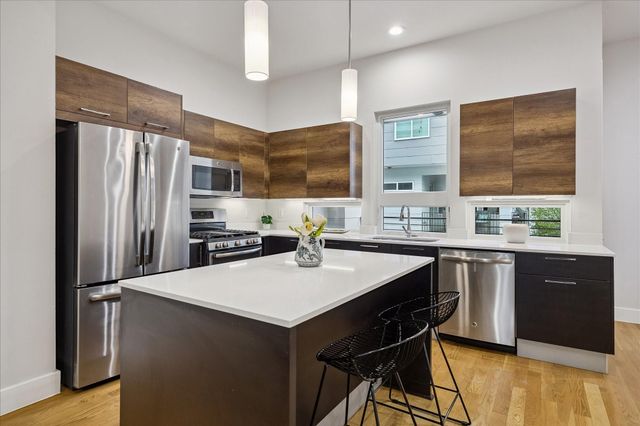 2715 St Emanuel Street, Houston, TX 77004