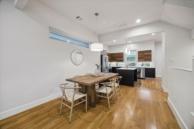 2715 St Emanuel Street, Houston, TX 77004