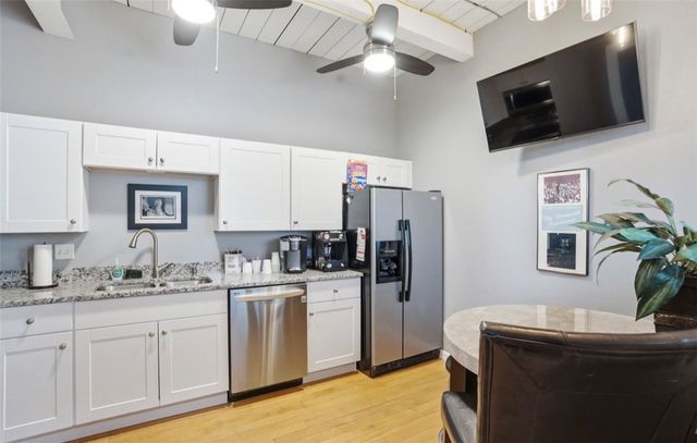 225 Putnam Pike Pike, Johnston, RI 02919