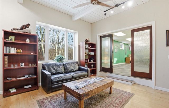 225 Putnam Pike Pike, Johnston, RI 02919