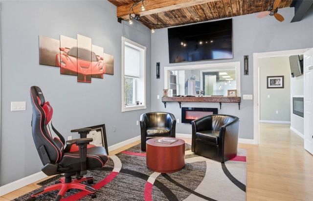 225 Putnam Pike Pike, Johnston, RI 02919