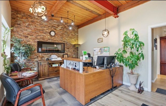 225 Putnam Pike Pike, Johnston, RI 02919