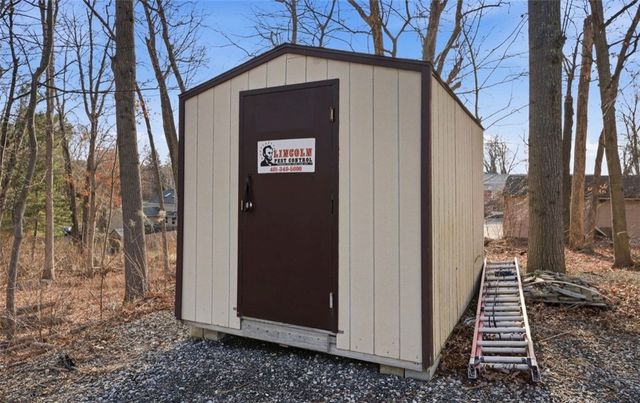 225 Putnam Pike Pike, Johnston, RI 02919