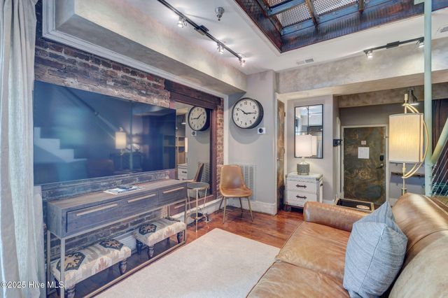 21 N Front Street Unit 3b4, Wilmington, NC 28401