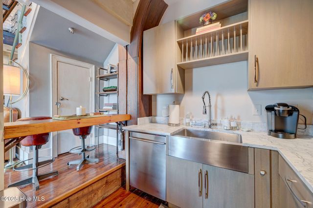 21 N Front Street Unit 3b4, Wilmington, NC 28401
