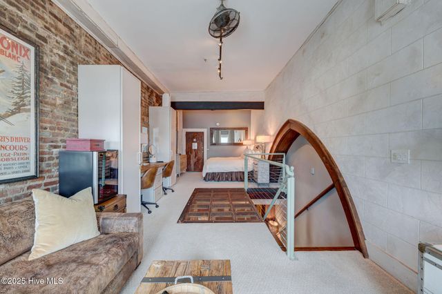 21 N Front Street Unit 3b4, Wilmington, NC 28401