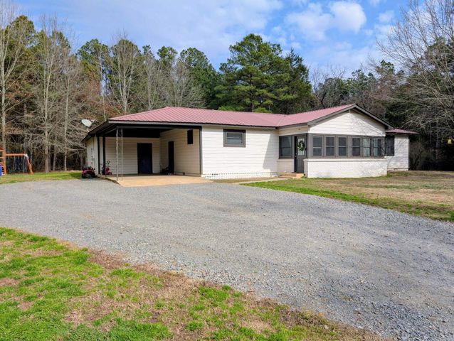 2460 Armstead Road, Star City, AR 71667