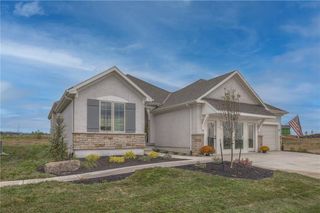13820 Westgate Street, Overland Park, KS 66221