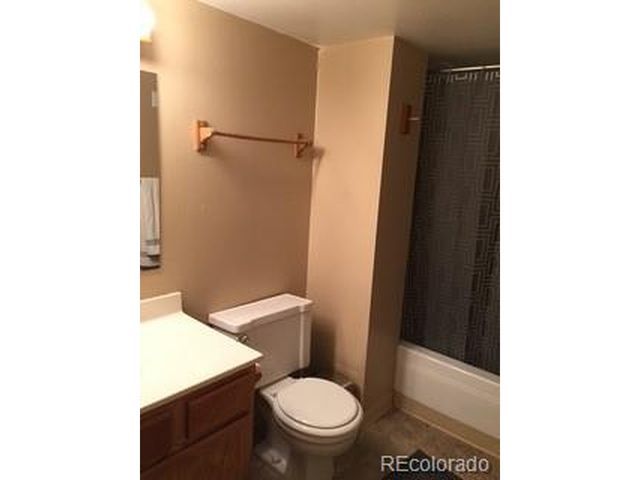 799 Dahlia St 507, Denver, CO 80220