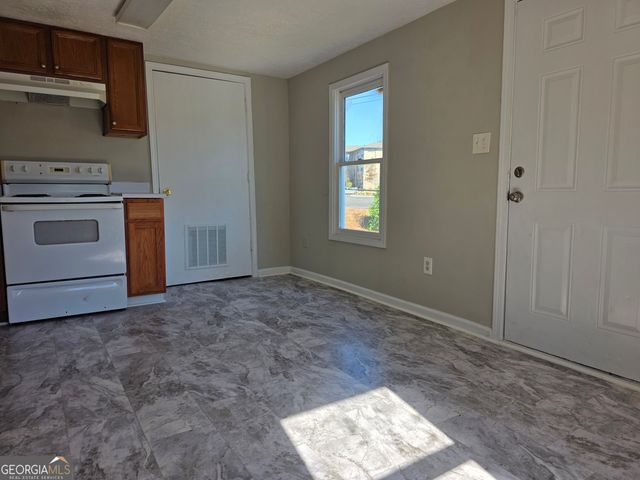 531 Old Stone Road, Villa Rica, GA 30180