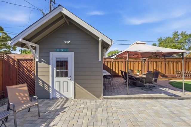 1276 Windsor Way, Redwood City, CA 94061