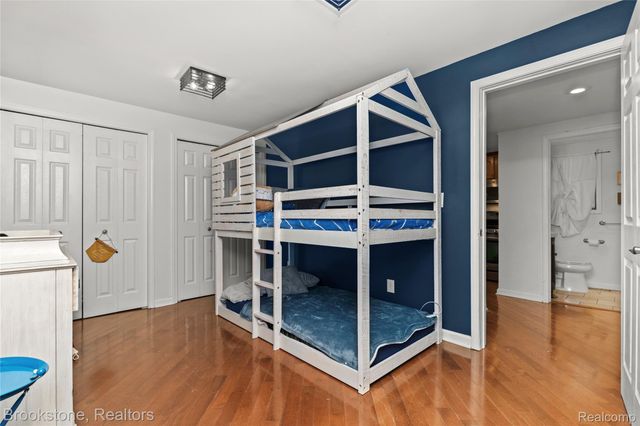 313 N Castell Avenue, Rochester, MI 48307
