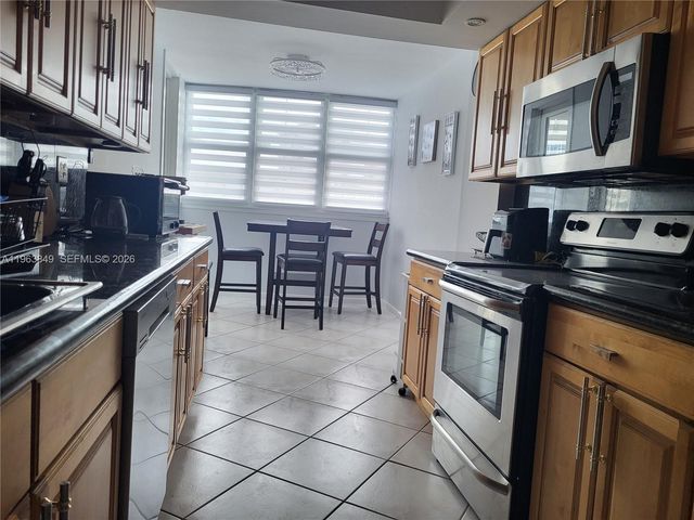 100 Golden Isles Dr 615, Hallandale Beach, FL 33009