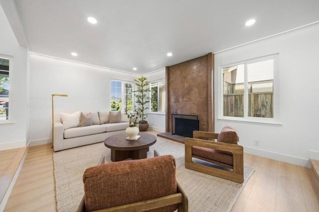 386 Curie Drive, San Jose, CA 95123