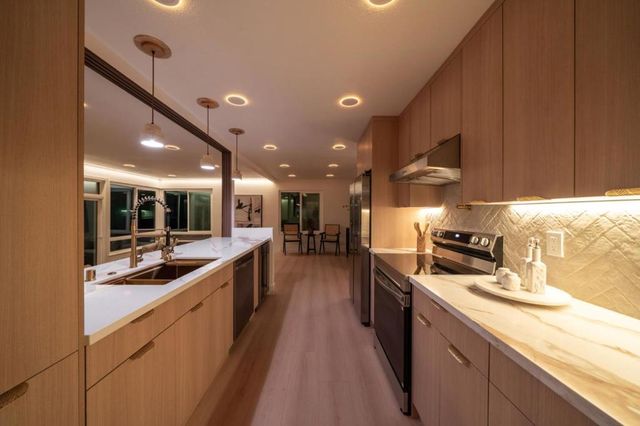 386 Curie Drive, San Jose, CA 95123
