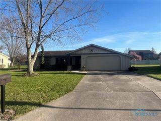 917 Wesley Avenue, Bryan, OH 43506