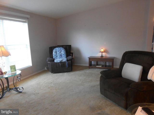 36 FORT LEE DR, Manahawkin, NJ 08050