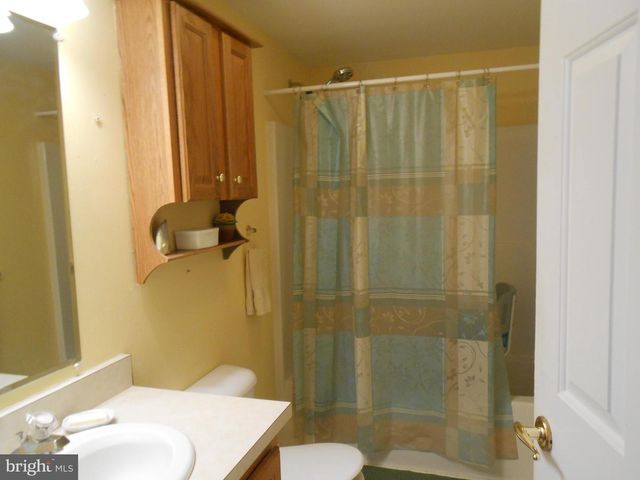 36 FORT LEE DR, Manahawkin, NJ 08050
