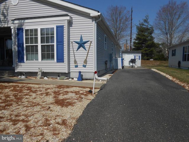 36 FORT LEE DR, Manahawkin, NJ 08050