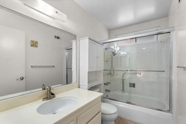 60 Beach Park Boulevard, Foster City, CA 94404