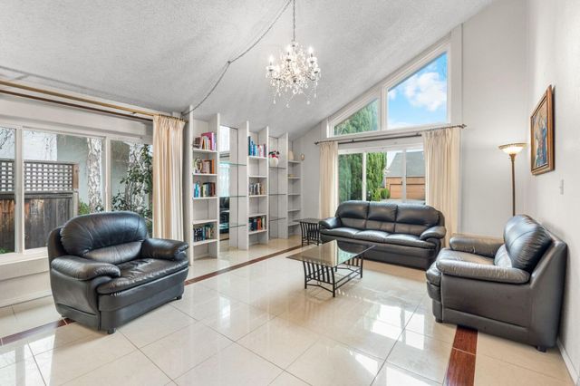 60 Beach Park Boulevard, Foster City, CA 94404